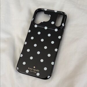 iPhone 17 pro max Kate Spade polka dot case